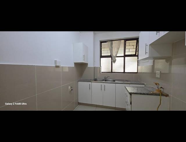 1 BEDROOM PROPERTY TO RENT IN NORTH BEACH